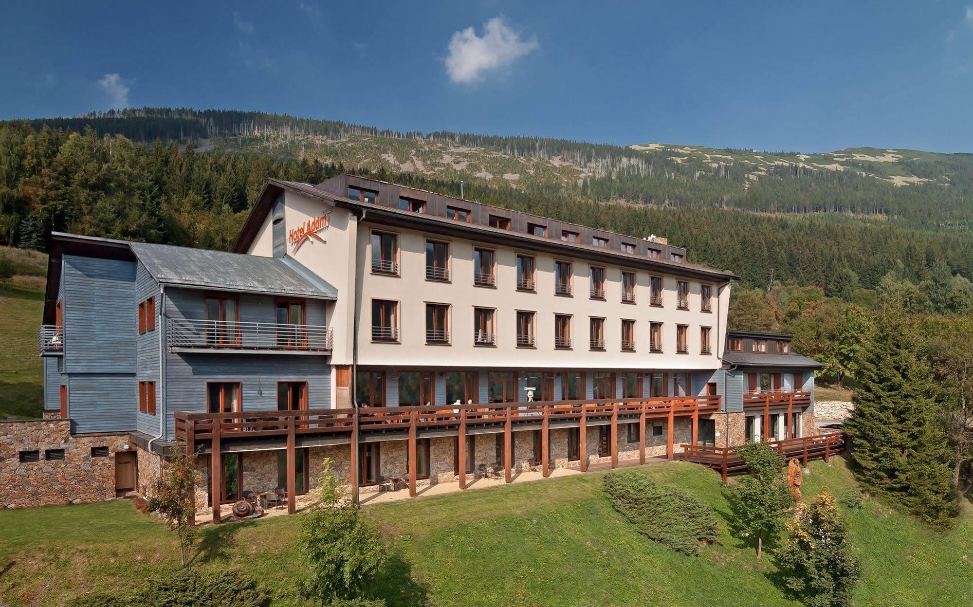 Hotel Adam Шпіндлерув-Млин Екстер'єр фото